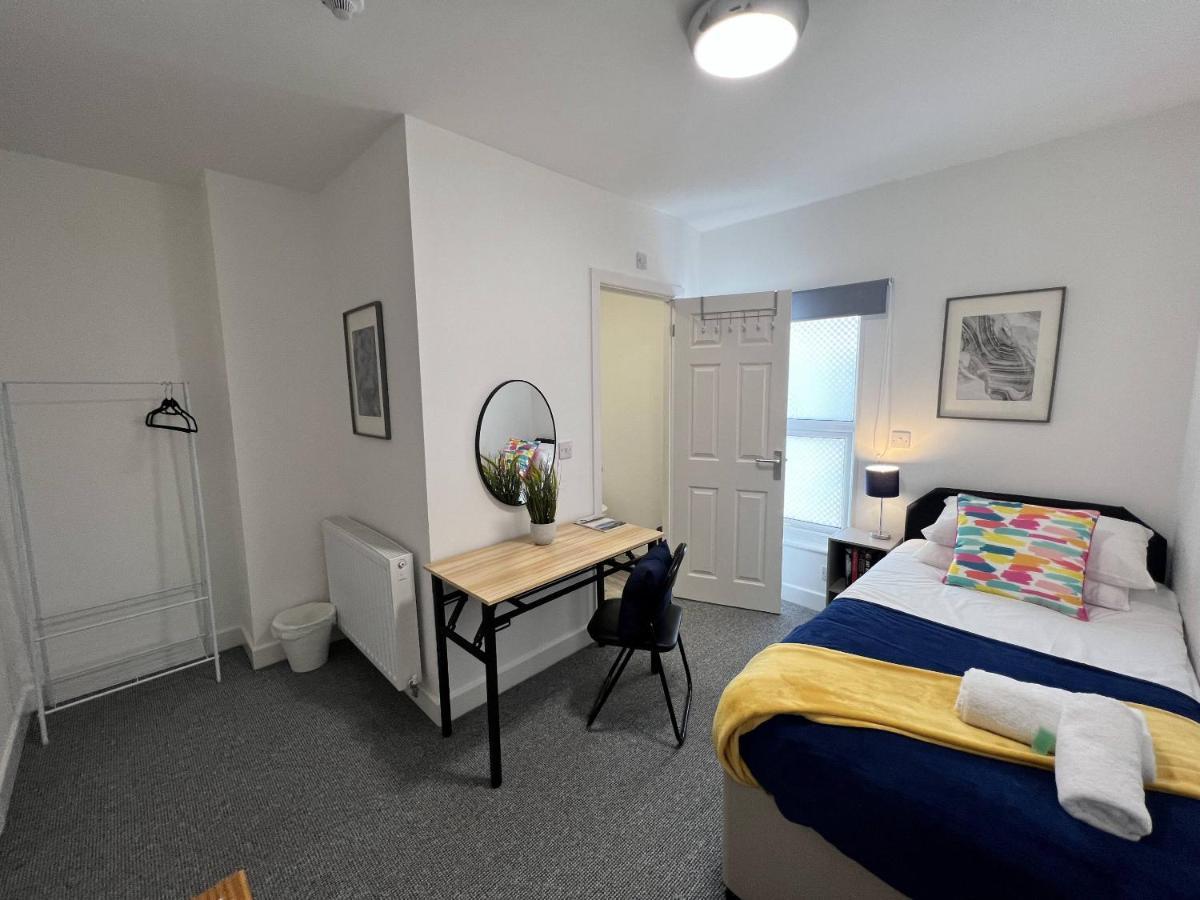 Stay - The Wellington Burton On Trent Eksteriør billede